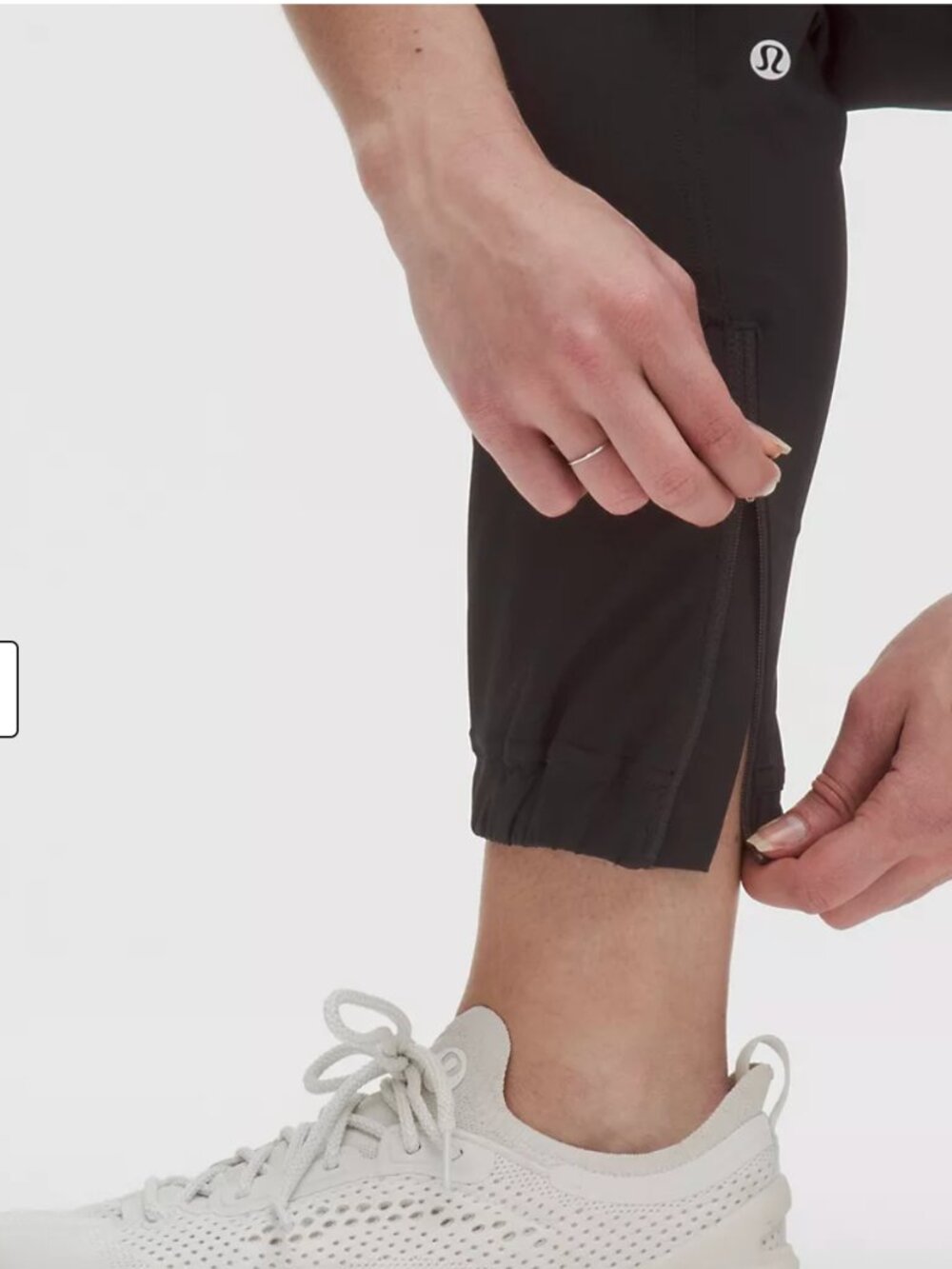 Lululemon Adapted State High-Rise Jogger Size 4 Black Joggers Activewear - Picture 13 of 13